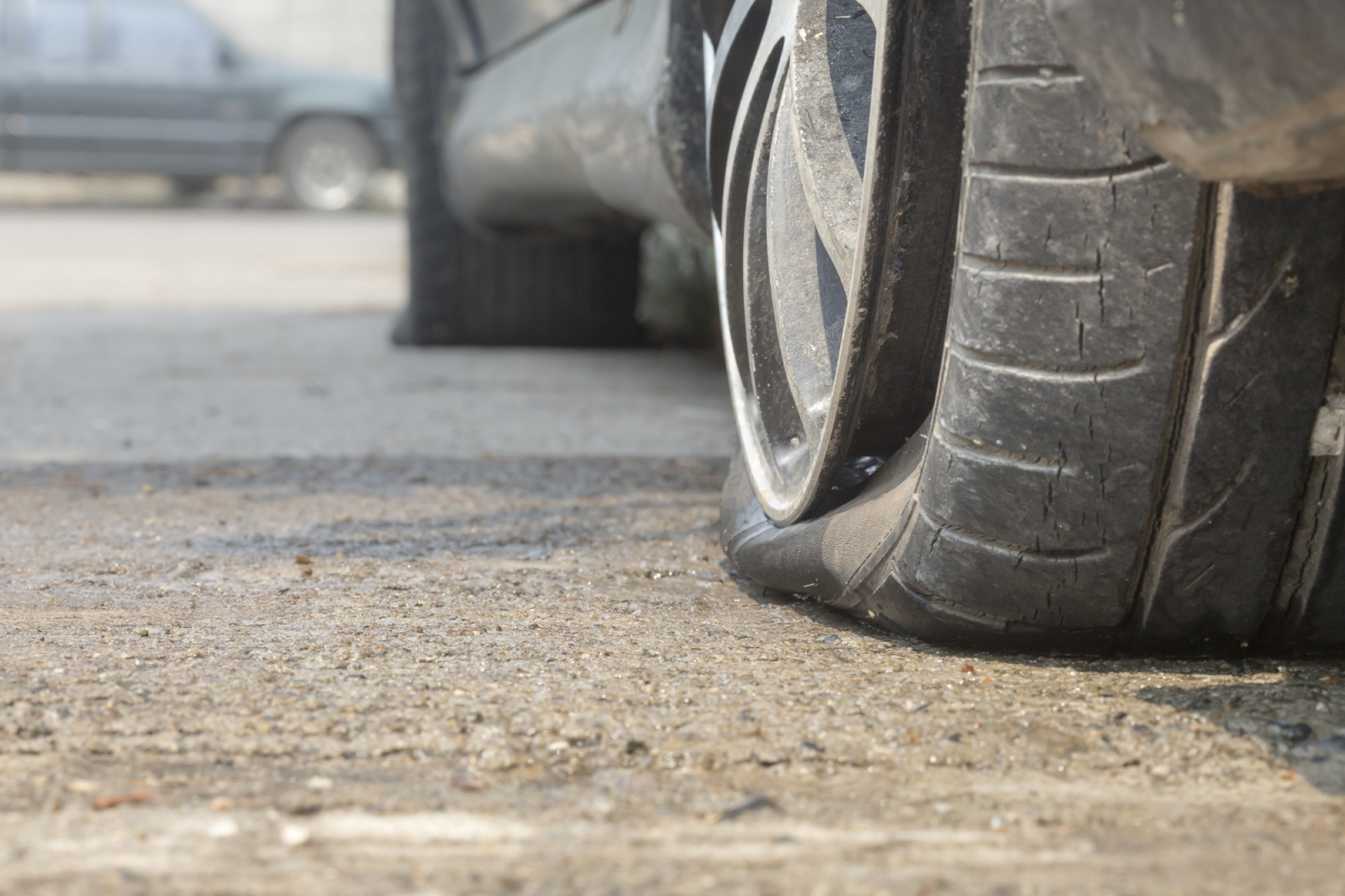 Why Driving on a Flat Tire Is a Really Bad Idea